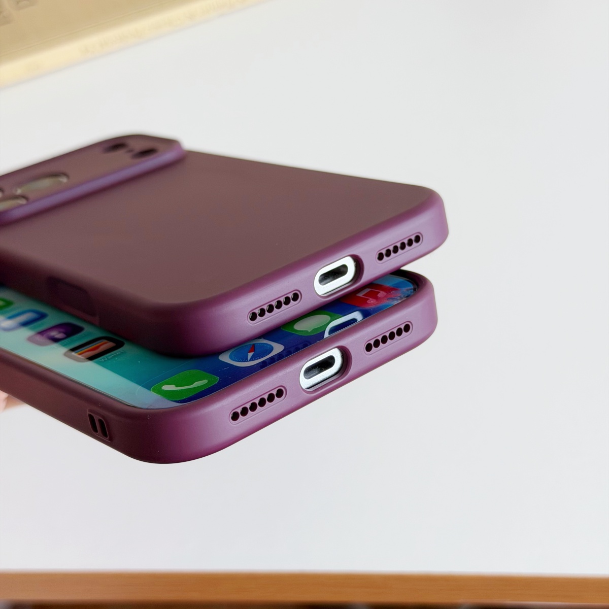 Modny silikonowy etui na telef – Liquid Silicone Magnetic Phone Case recenzja i cena