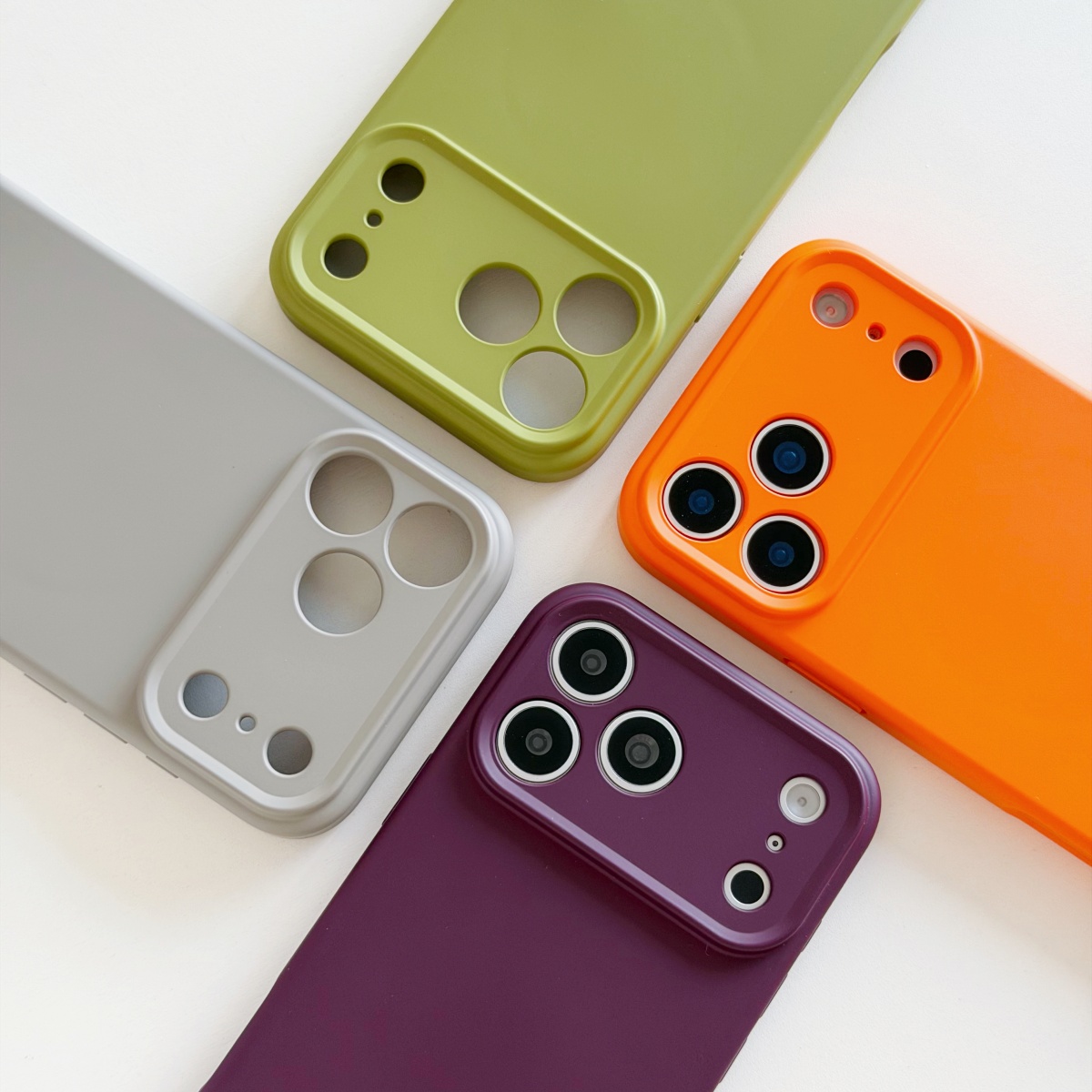 Modny silikonowy etui na telef – Liquid Silicone Magnetic Phone Case recenzja i cena