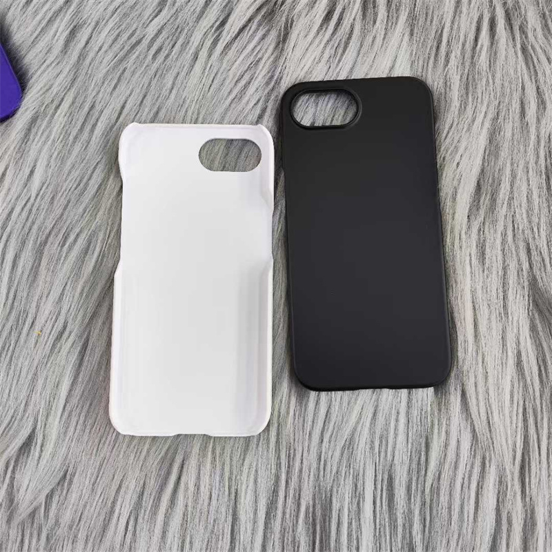 Proste, ultracienkie, matowe,  – Matte Hard Pc Back Case recenzja i cena