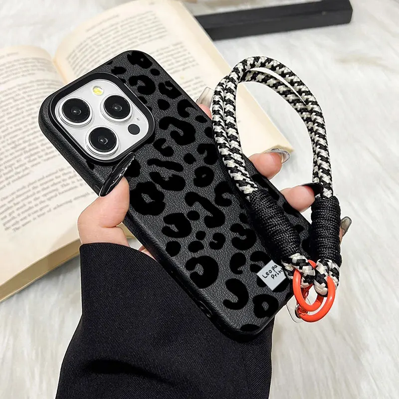Etui w stylu vintage z wzorem  – Vintage Floral Pattern Soft Case recenzja i cena