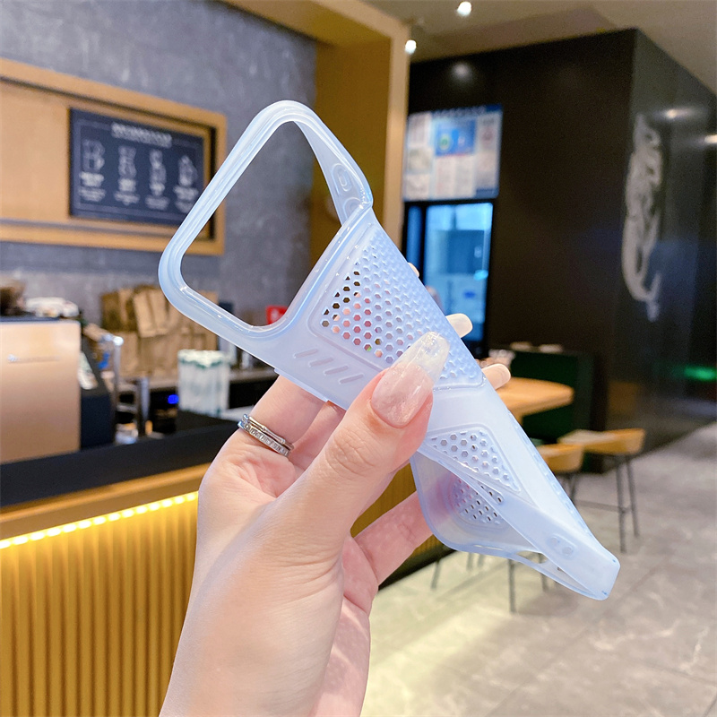 Siatka odprowadzająca ciepło M – Heat Dissipation Mesh Breathable Case recenzja i cena