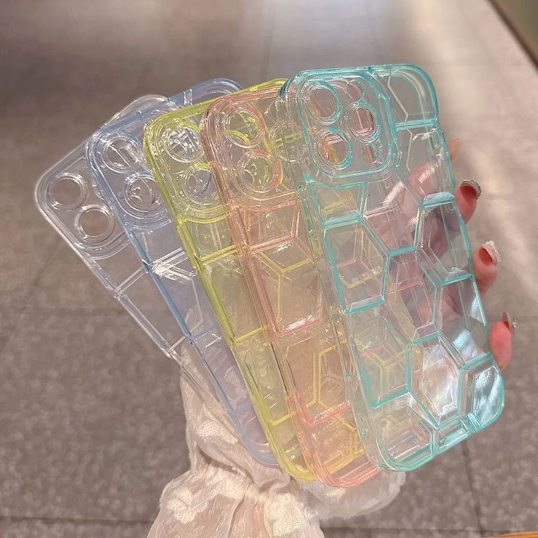 Etui na telefon Honeycomb Geom – Clear Shockproof Bumper Case recenzja i cena